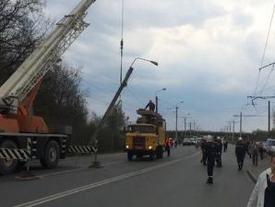 Более 400 опор контактной сети в Калининграде являются опасными