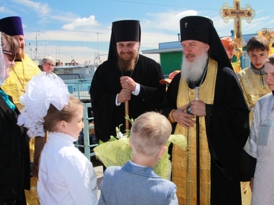 Святыни Сибири прибудут в Салехард на теплоходе "Родина"