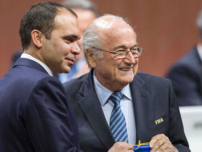 Президент ФИФА опроверг свою отставку