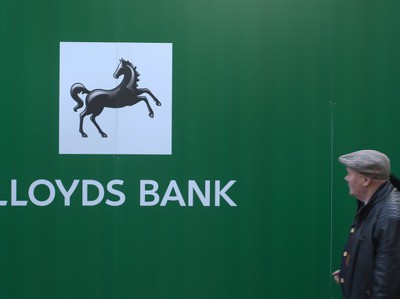 Правительство Британии ещё продало долю в Lloyds