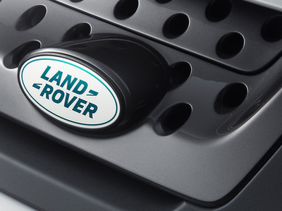  ,  Land Rover   