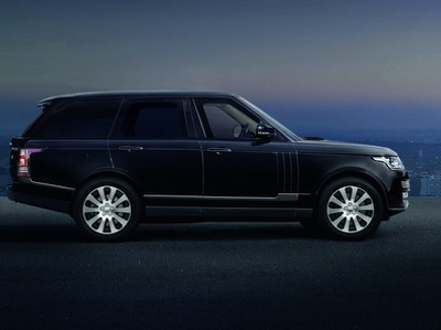 Новому Range Rover не страшны 15 кг динамита
