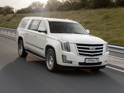 В Cadillac собираются "разозлить" Escalade