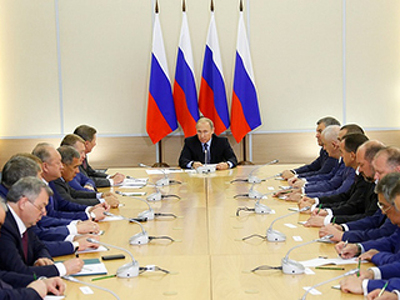 Президент России встретился с избранными губернаторами регионов