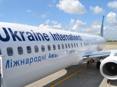 Авиакомпаниям Украины запретили полеты в Россию