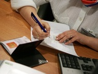В августе девять россиян взяли ипотеку в валюте