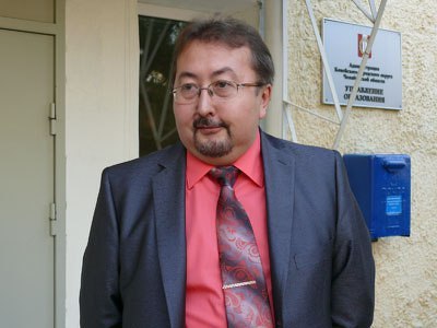 ФСБ нагрянула к главе Управления образования в Копейске