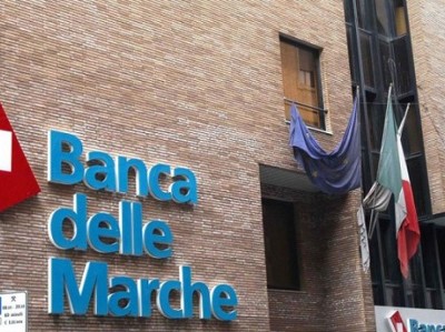 Италия потратит 2,2 млрд на спасение 3 банков