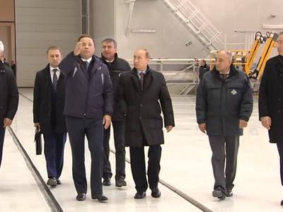 Владимир Путин проверил, как идет строительство космодрома Восточный