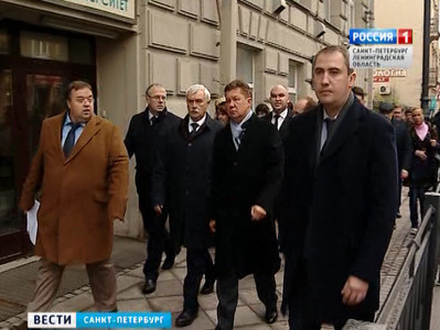 Георгий Полтавченко и Алексей Миллер оценили реконструкцию исторических улиц Петербурга