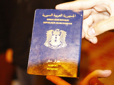 Найденный на месте совершения теракта сирийский паспорт может быть подделкой