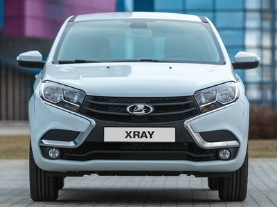 Новейший хэтчбек Lada получит "приподнятую" версию