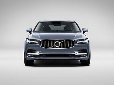 Новый Volvo S90 покажет, где спрятался лось