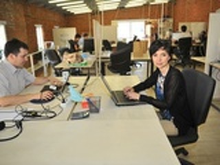 Сплошная экономия: кризис заставил уплотниться рядовых сотрудников и топ-менеджеров