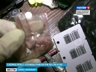 Спецназ наркоконтроля штурмовал притон в квартире на Ленинском проспекте