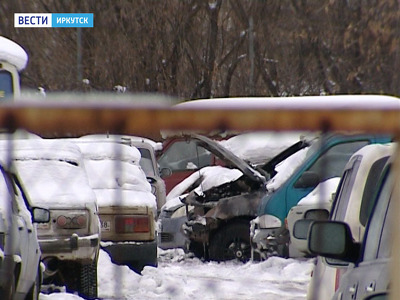 В Иркутске на штрафстоянке сгорел автомобиль