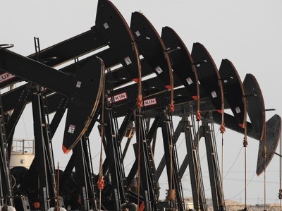 Минфин РФ хеджирует бюджет от падения цены нефти