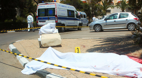 Теракт в Тунисе: опознаны тела десяти из 40 погибших